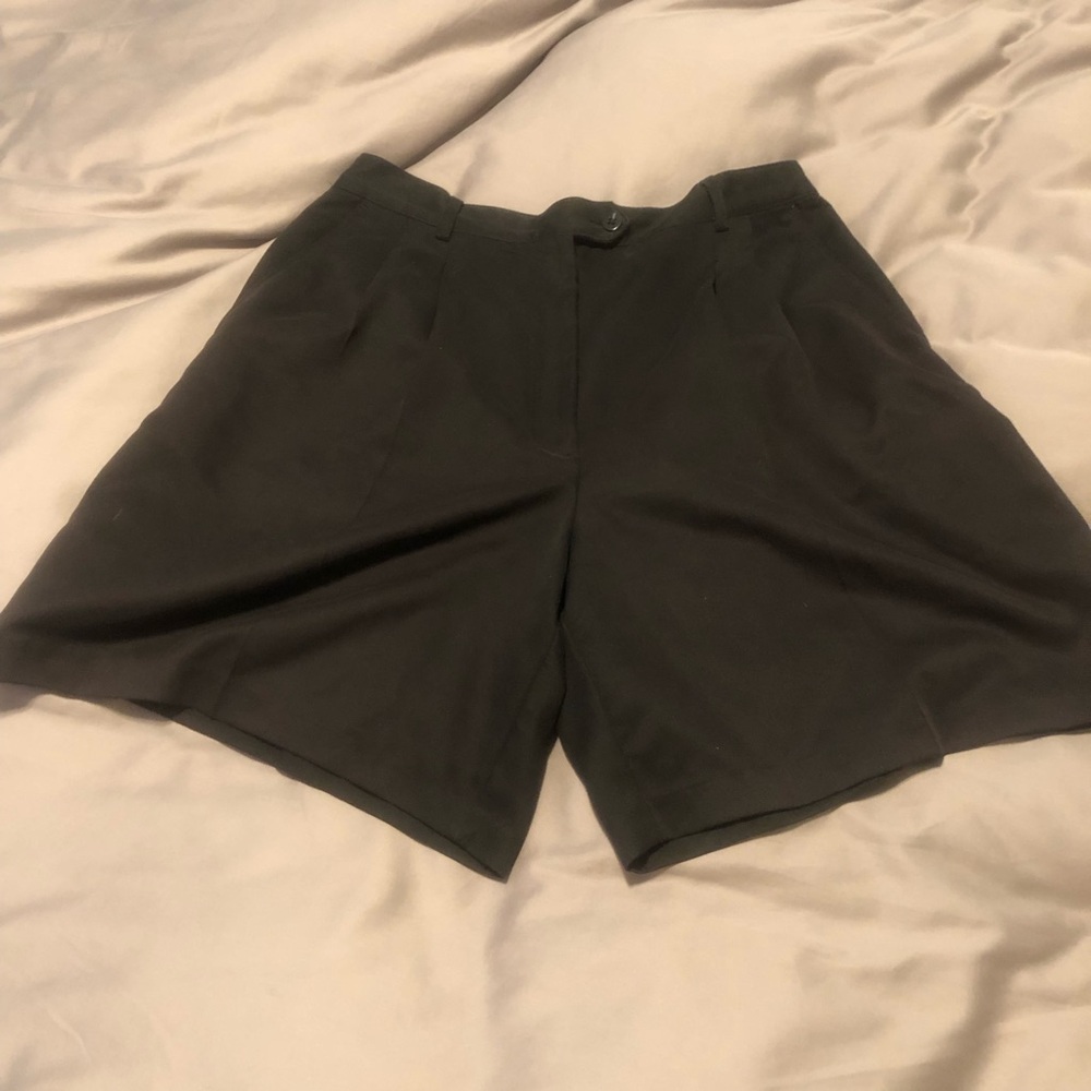 Izod Black High-Waist Bermuda Shorts